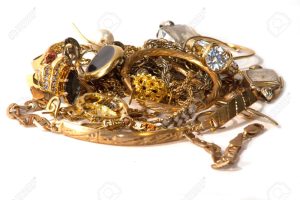 11699581-pile-of-old-broken-gold-jewelry-for-scrap